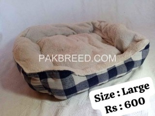 PRELOVED CAT BED FOR SALE IN KARACHI